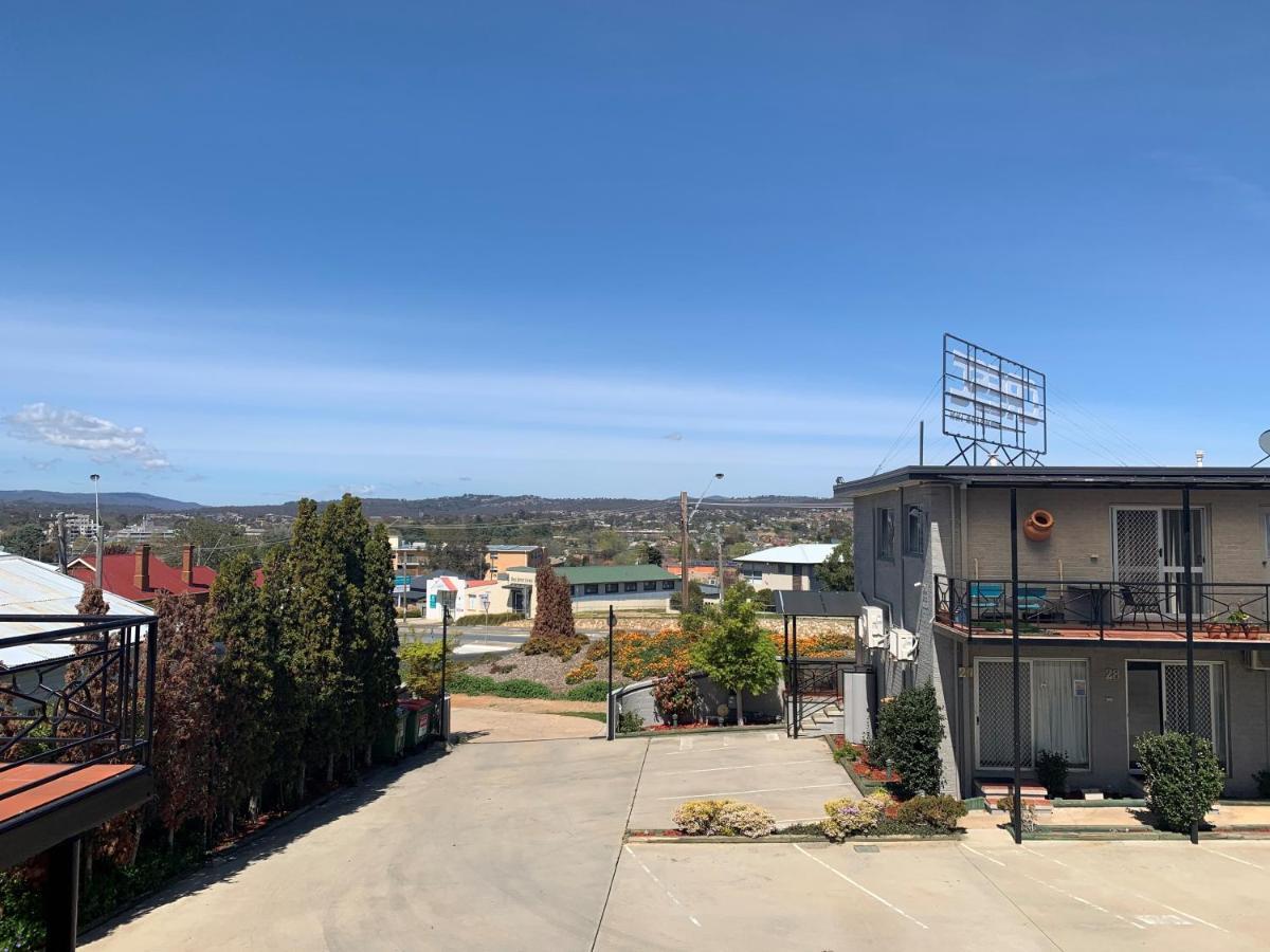 Crest Motor Inn Queanbeyan Eksteriør billede