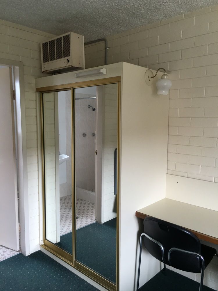Crest Motor Inn Queanbeyan Eksteriør billede